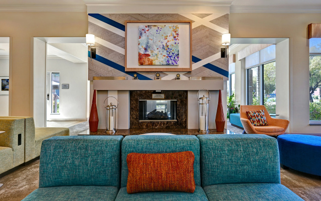 photo 4 of Hilton Garden Inn San Bernardino