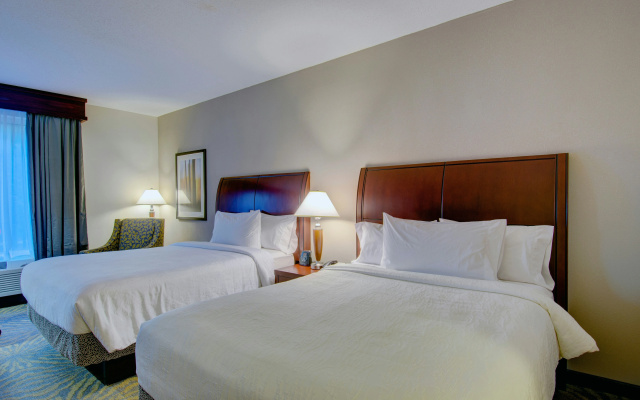 photo 4 of Hilton Garden Inn Norwalk