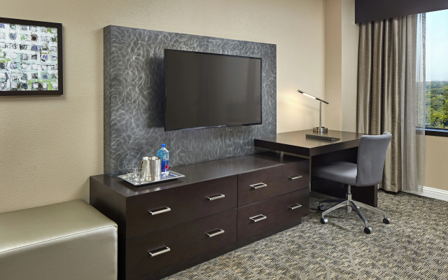 photo 4 of Hilton Houston Plaza/Medical Center