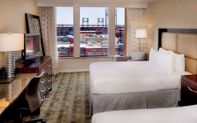photo 4 of Hilton St. Louis at the Ballpark