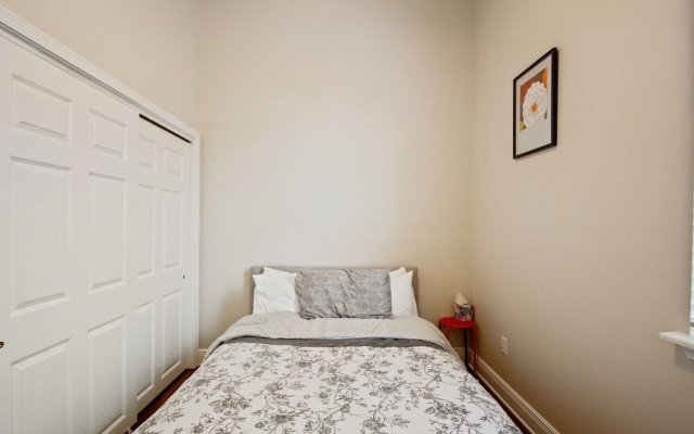 photo 4 of Historic Algiers Point 3 Minutes To Downtown 3 Bedroom Duplex by Redawning
