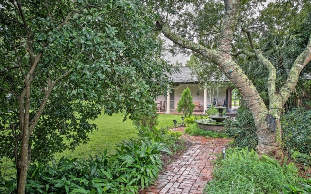 photo 2 of Historic Baton Rouge Vacation Rental: 6 Mi to Lsu!