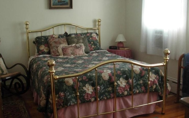 photo 2 of Historic Hill Inn
