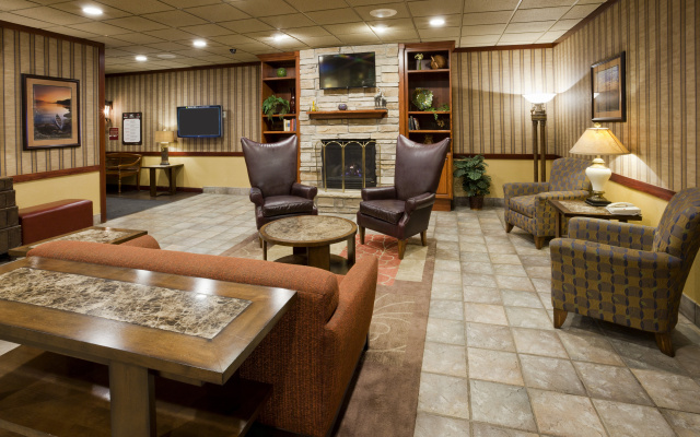 photo 2 of Holiday Inn Alexandria by IHG