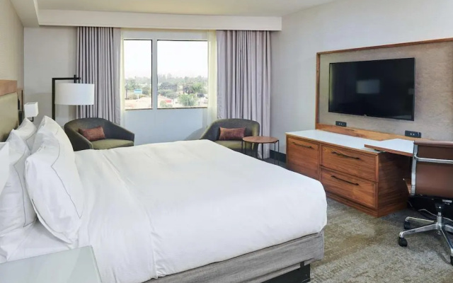 photo 3 of DoubleTree by Hilton Fullerton