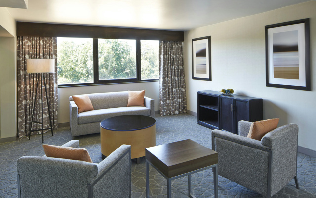 photo 3 of DoubleTree by Hilton Atlanta Perimeter Dunwoody