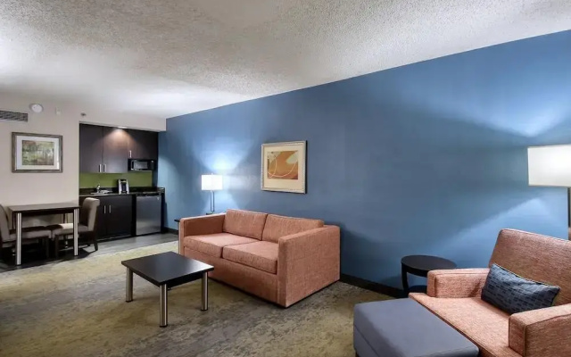 photo 5 of Holiday Inn Atlanta Airport-No