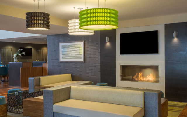 photo 4 of Holiday Inn Baltimore BWI Airport by IHG