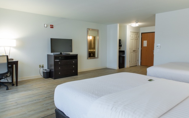 photo 5 of Holiday Inn Bloomington-Airport by IHG