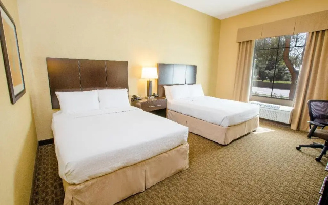 photo 5 of Holiday Inn - Phoenix - Chandler