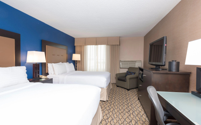 photo 3 of Holiday Inn Chicago - Elk Grove