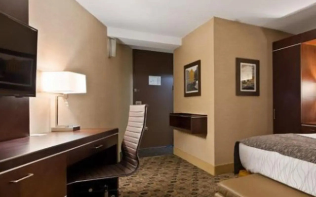 photo 5 of Radisson Hotel Southfield-Detroit