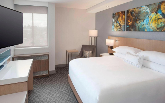 photo 4 of Delta Hotels by Marriott Seattle Everett