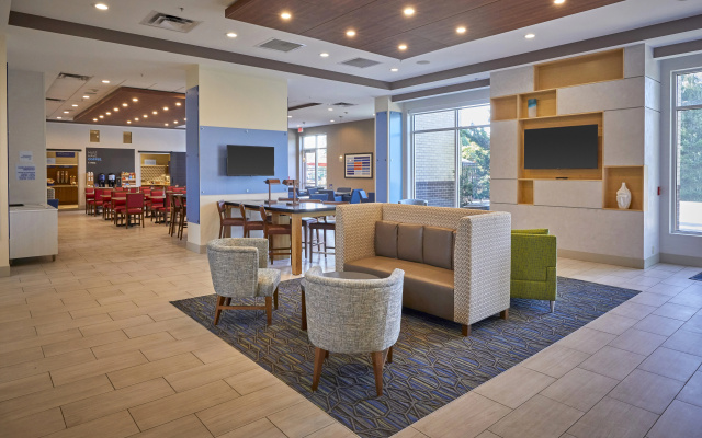 photo 2 of Holiday Inn Express Eugene - Springfield by IHG