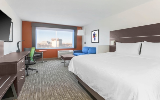 photo 5 of Holiday Inn Express & Suites Chicago O Hare Airport, An Ihg