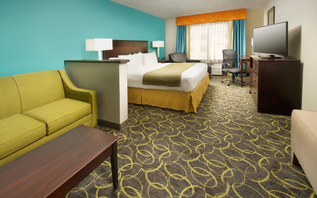 photo 5 of Holiday Inn Express & Suites DFW - Grapevine by IHG
