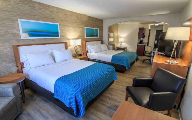 photo 4 of Holiday Inn Express & Suites Farmington by IHG