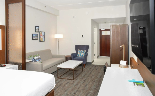 photo 3 of Four Points by Sheraton Fayetteville Fort Bragg