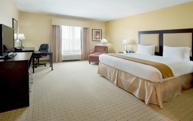 photo 5 of Holiday Inn Express & Suites Georgetown by IHG