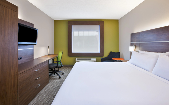 photo 5 of Holiday Inn Express & Suites Manchester by IHG