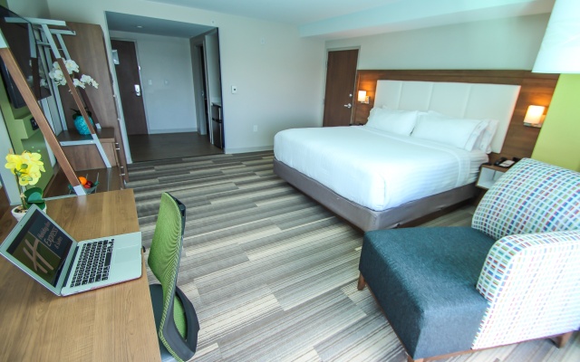 photo 4 of Holiday Inn Express & Suites Miami Airport East by IHG