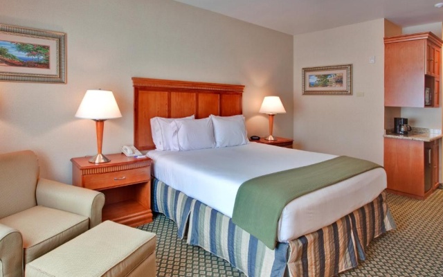 photo 4 of City Express By Marriott Rancho Cucamonga
