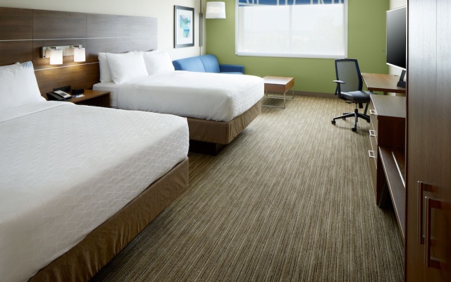photo 4 of Holiday Inn Express & Suites Cincinnati North - Liberty Way