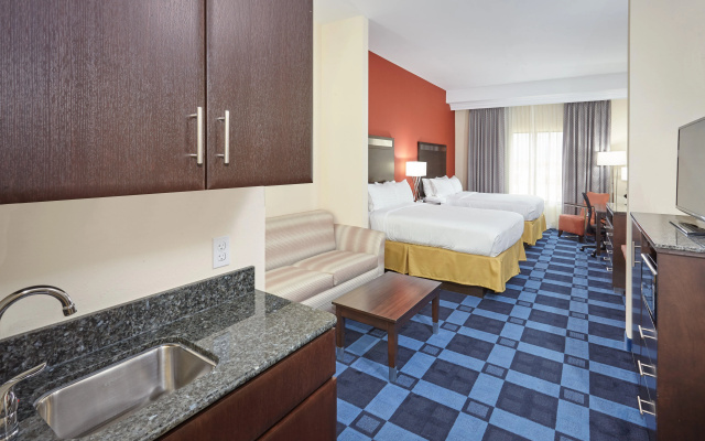 photo 4 of Holiday Inn Express Hotel & Suites Columbia Univ Area-Hwy 63 by IHG