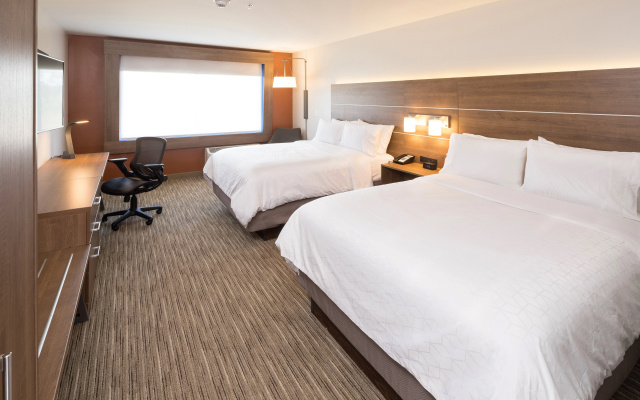 photo 4 of Holiday Inn Express and Suites Kalamazoo West by IHG