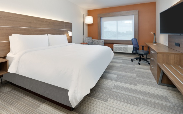 photo 4 of Holiday Inn Express & Suites Plano East - Richardson by IHG