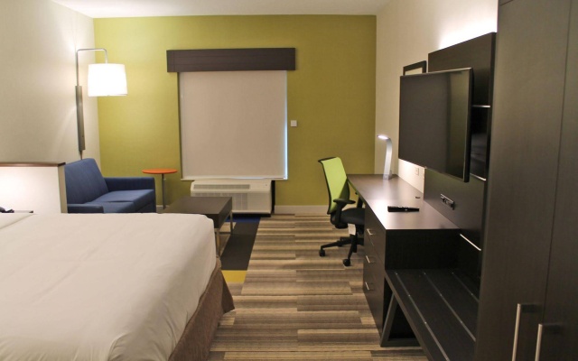 photo 4 of Holiday Inn Express and Suites St Louis South I55