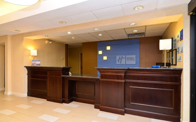 photo 2 of Holiday Inn Express Atlanta - Stone Mountain