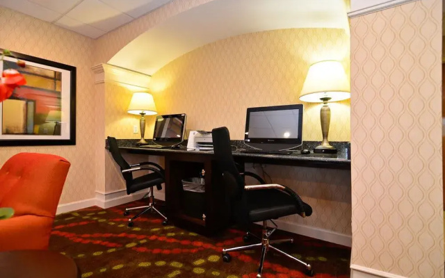 photo 3 of Holiday Inn Express Atlanta - Stone Mountain