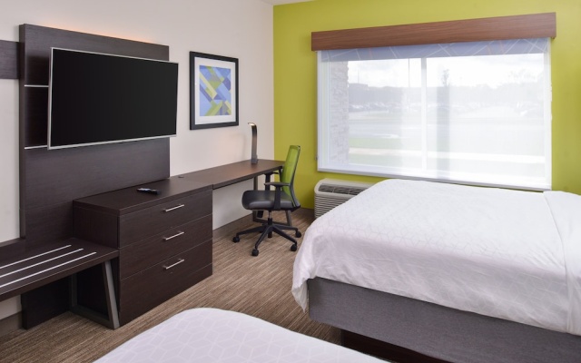 photo 5 of Holiday Inn Express Bloomington