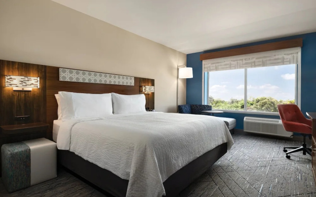 photo 2 of Holiday Inn Express Cape Canaveral by IHG