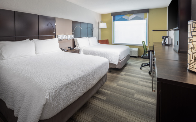photo 4 of Holiday Inn Express Ft. Lauderdale Cruise-Airport by IHG