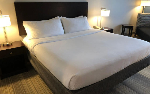 photo 3 of Comfort Inn Dayton South
