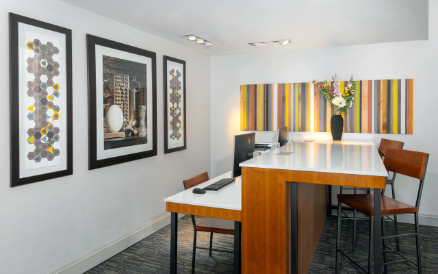 photo 2 of Holiday Inn Express Miami Airport Doral Area by IHG