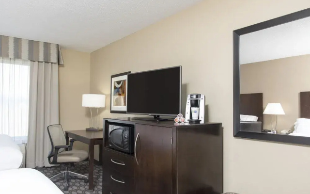 photo 3 of Holiday Inn Express Gas City
