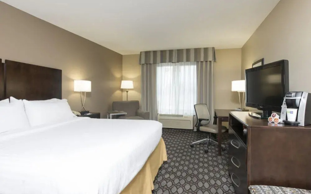 photo 4 of Holiday Inn Express Gas City