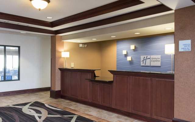 photo 2 of Holiday Inn Express Gas City by IHG