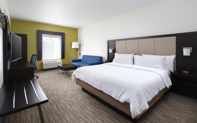 photo 5 of Holiday Inn Express Grand Rapids SW by IHG