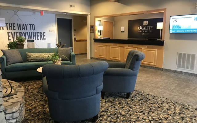 photo 2 of Holiday Inn Express Hendersonville-Flat Rock