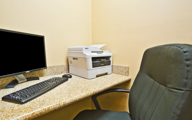 photo 4 of Holiday Inn Express Hotel & Suites ANDERSON NORTH by IHG