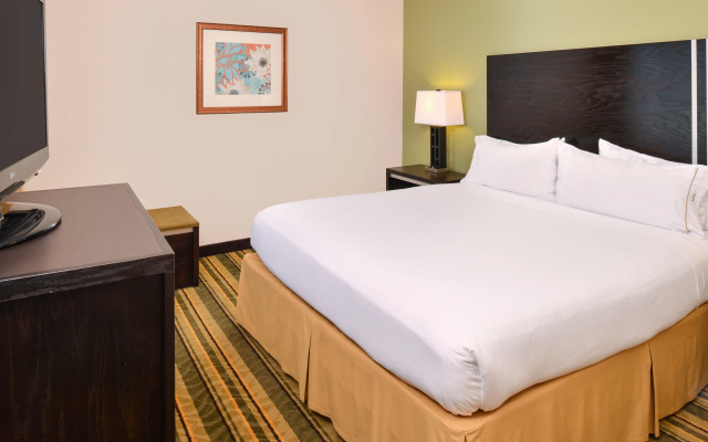 photo 3 of Holiday Inn Express Hotel & Suites Berkeley by IHG