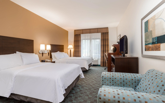 photo 4 of Holiday Inn Express Hotel & Suites Canton by IHG