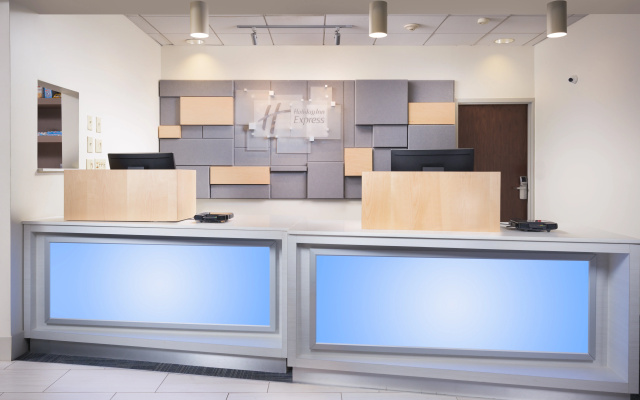photo 3 of Holiday Inn Express Hotel & Suites Chattanooga Downtown by IHG