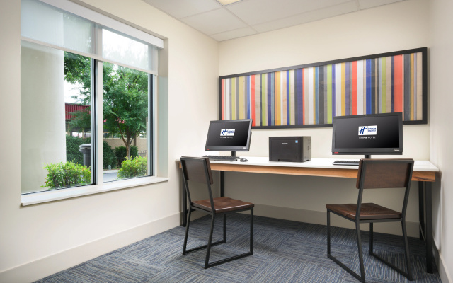 photo 4 of Holiday Inn Express Hotel & Suites Chattanooga Downtown by IHG