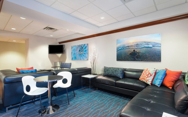 photo 2 of Holiday Inn Express Hotel & Suites Clearwater North-Dunedin by IHG