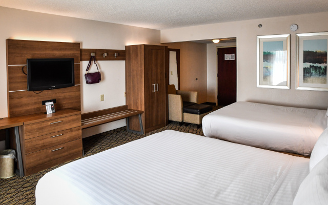 photo 4 of Holiday Inn Express Hotel & Suites Concord by IHG